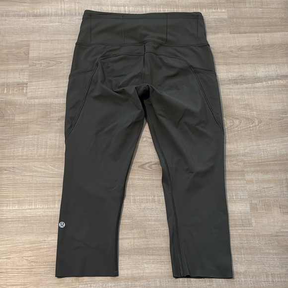 Lululemon Fast & Free Crop II *Nulux 19" - Picture 6 of 8
